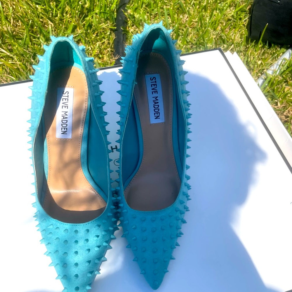 Teal size 7 heels